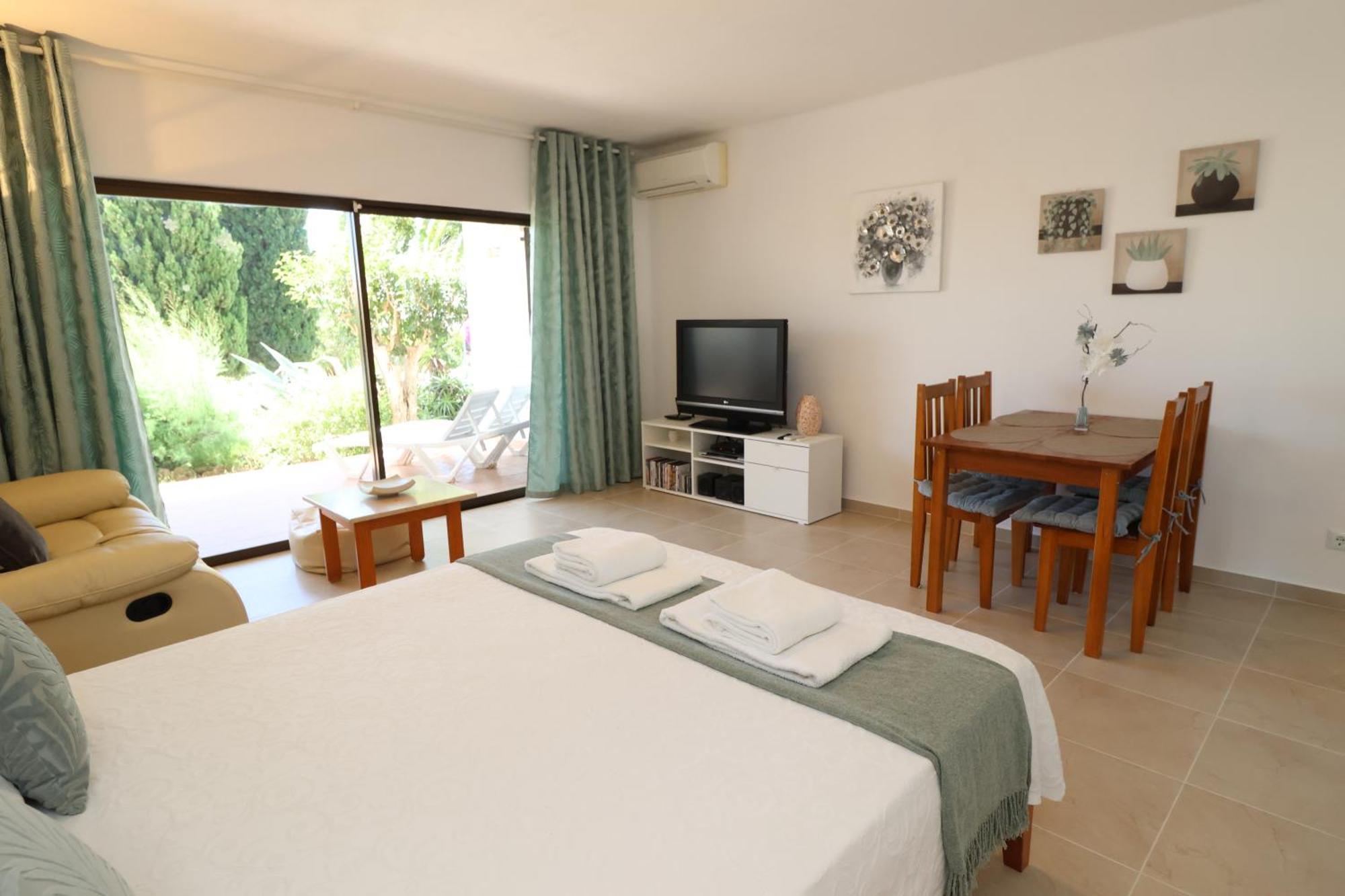 Camelia 52 Beach Studio Apartment - Sao Rafael, アルブフェイラ エクステリア 写真